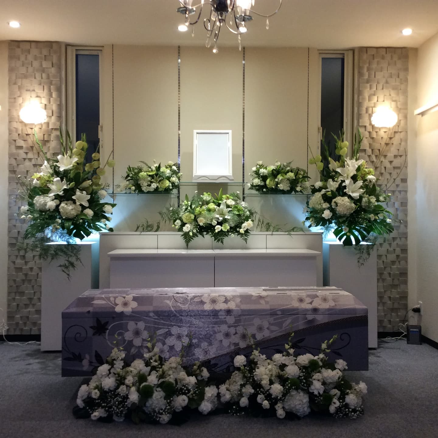 フローラルホール家族葬祭壇