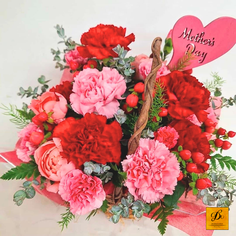 小さめの可愛いアレンジメントフラワー